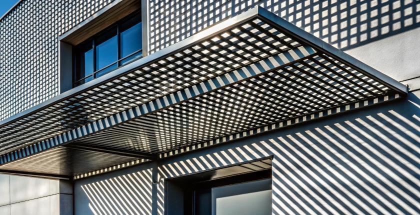 cantilever canopies